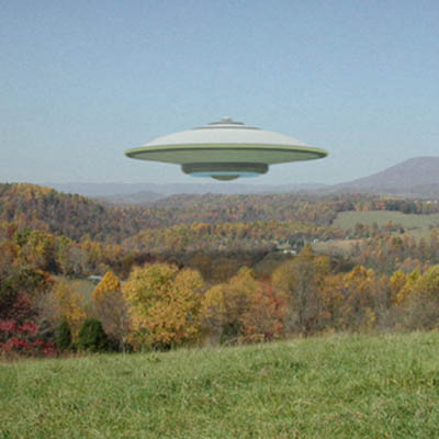 ufo nad lesom.jpg